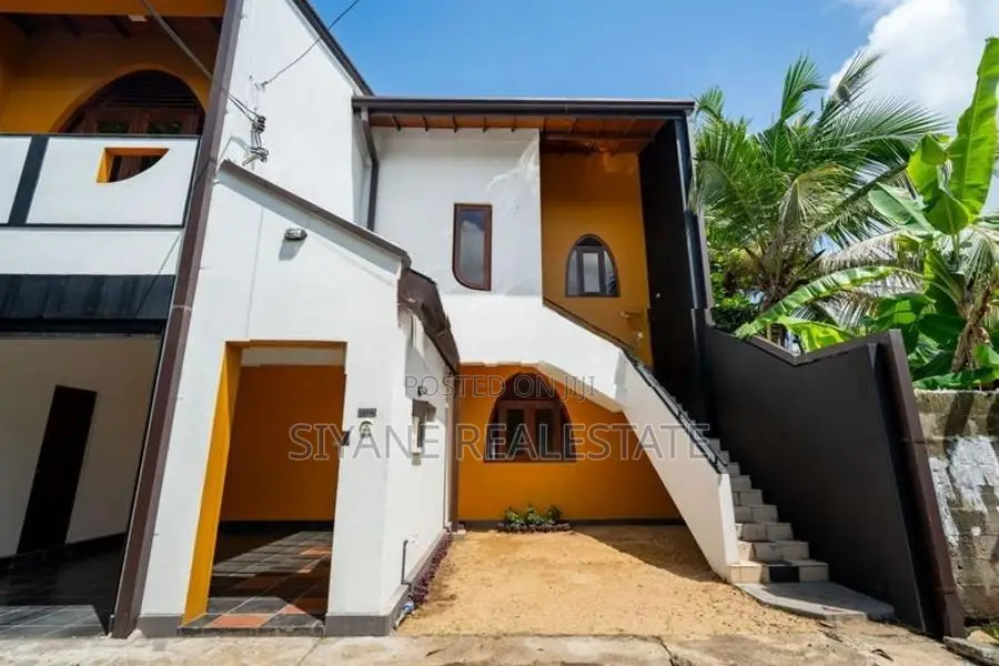 Architect-Designed Luxury House for Sale in Kohuwela