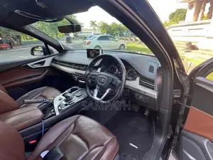Audi Q7 2017