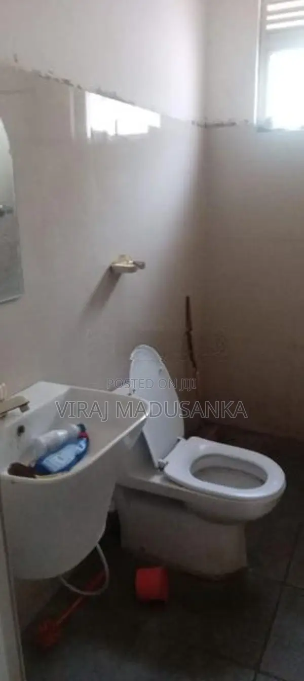House with Shop For Sale in Kurunegala Thorayaya