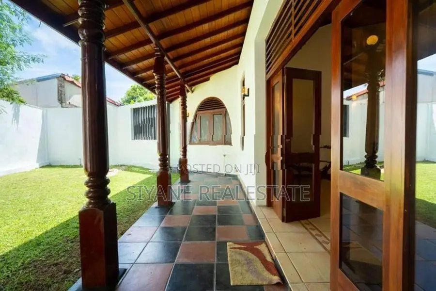 Architect-Designed Luxury House for Sale in Kohuwela