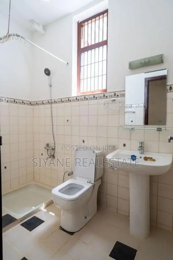 Architect-Designed Luxury House for Sale in Kohuwela