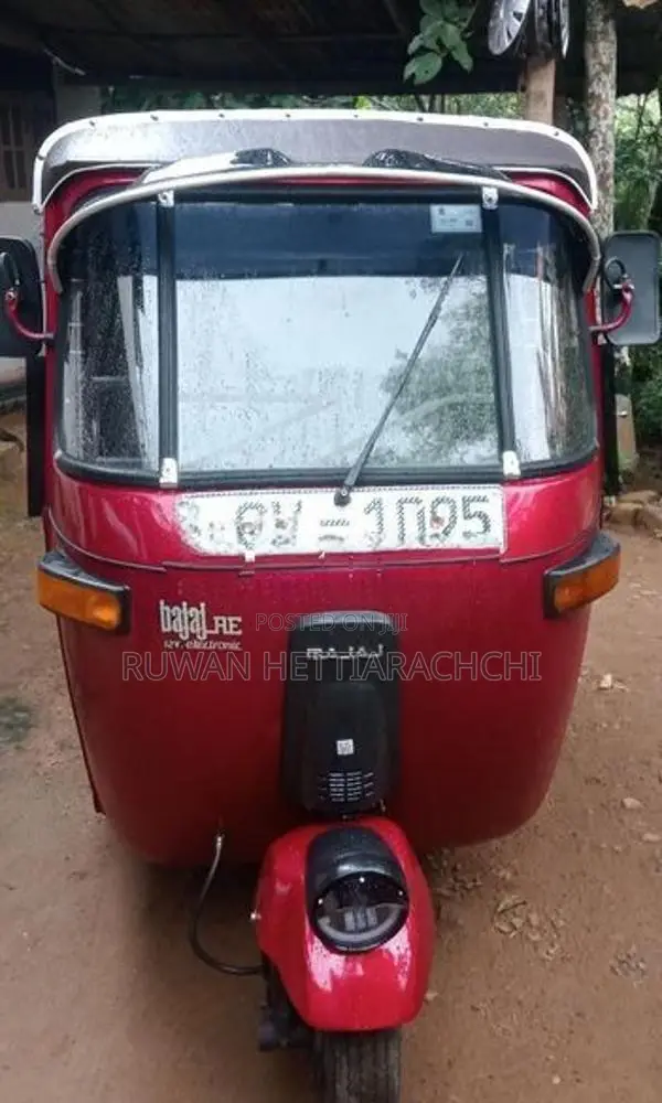 Bajaj RE 2009