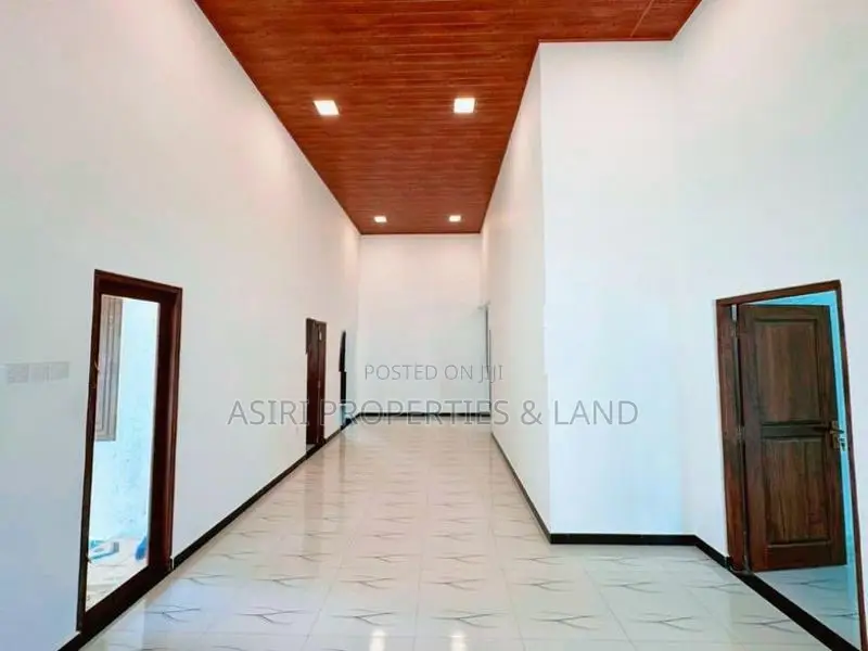 3 Bedrooms House for sale in Homagama Meegoda