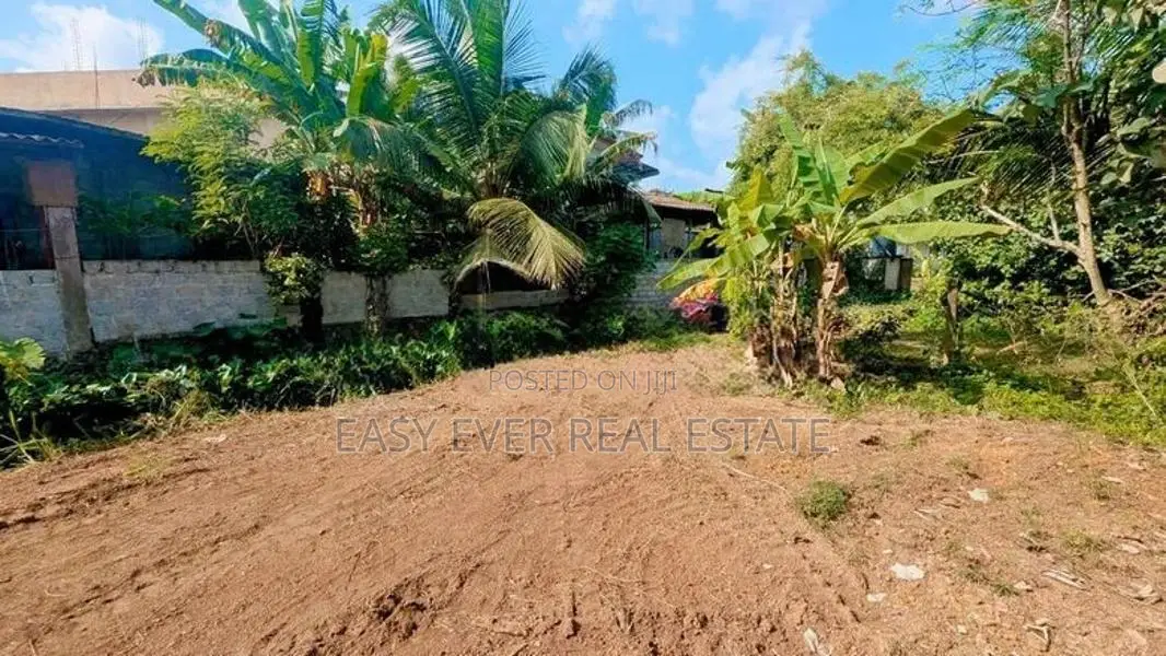 කැලණිය ගෝනවලින් පර්චස් 10.7 ක ඉඩම