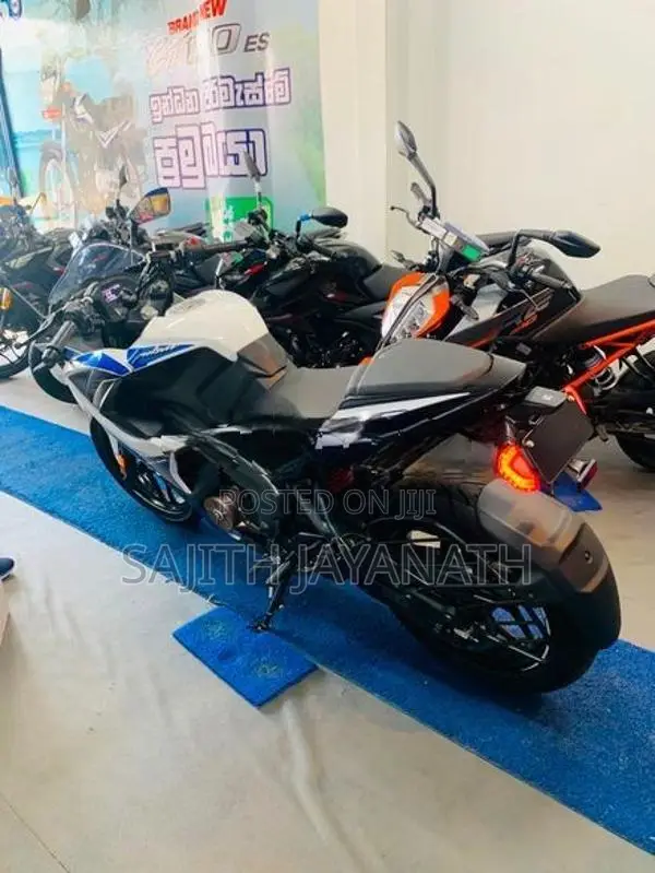 Bajaj Pulsar RS200 2026
