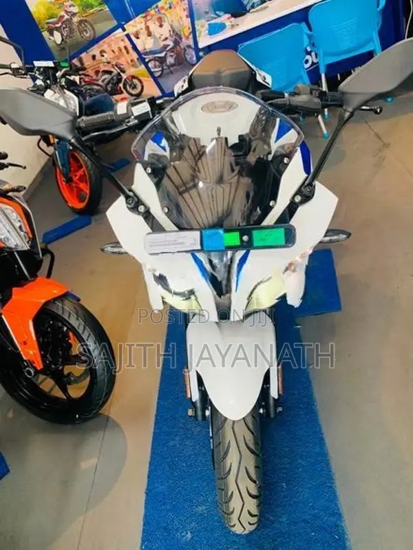 Bajaj Pulsar RS200 2026