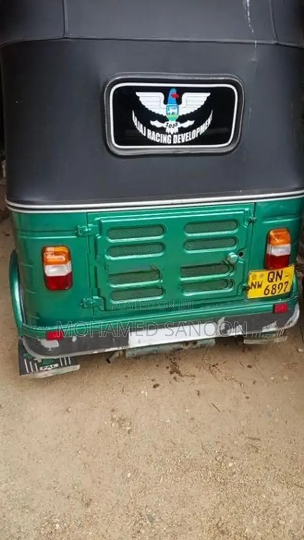 Bajaj RE 2008