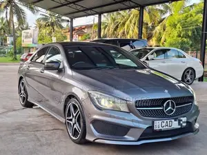 Mercedes Benz CLA 180 CLA220 EXCHANGE OK 2013