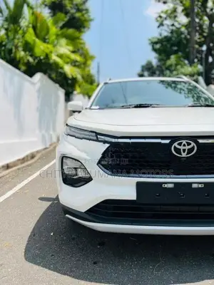 Toyota Urban Cruiser Taisor V Grade 1.0L 2026