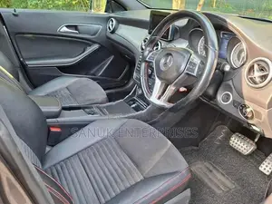 Mercedes Benz CLA 180 CLA220 EXCHANGE OK 2013