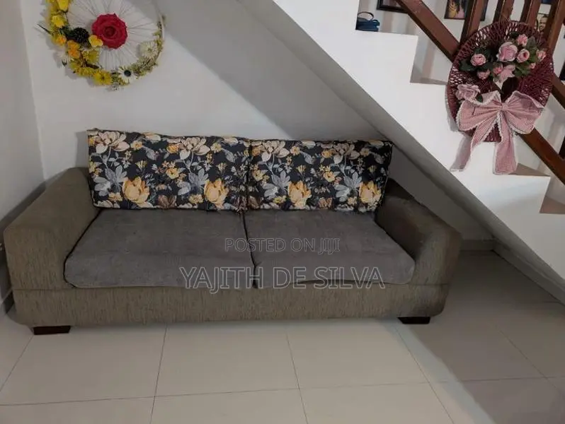 Sofa/ lounge set (used)