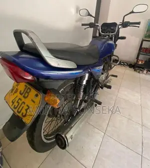Bajaj Caliber 115 2004