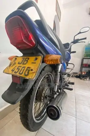 Bajaj Caliber 115 2004