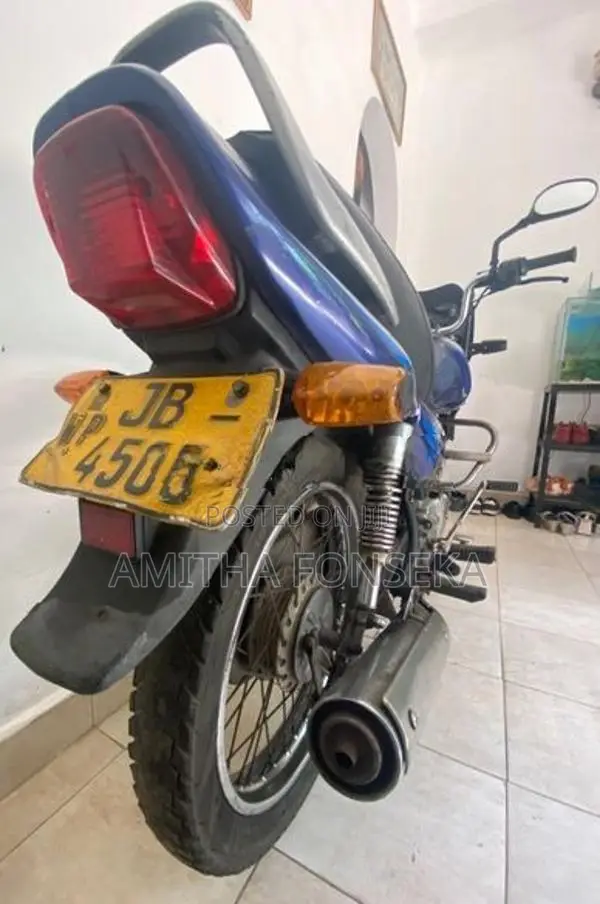 Bajaj Caliber 115 2004