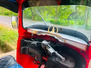 Bajaj RE 4 Storke 205 2010