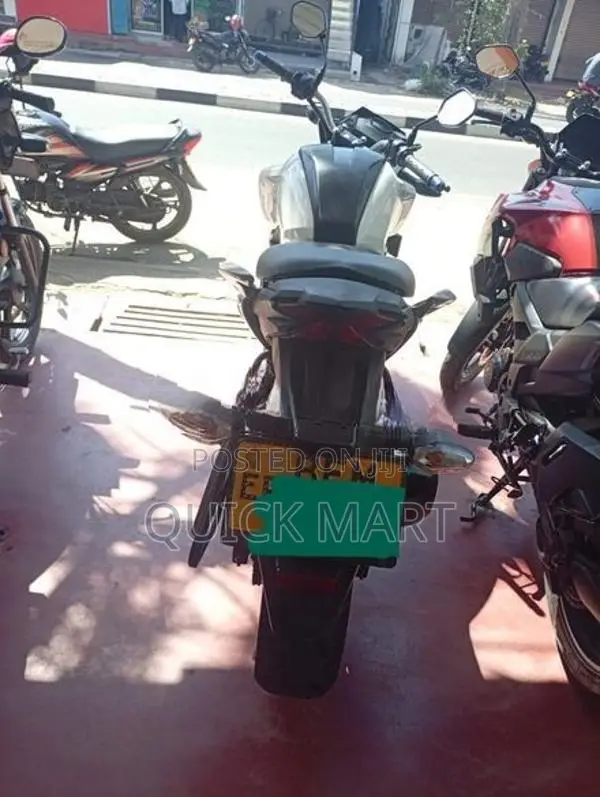 Honda CB Hornet 2017