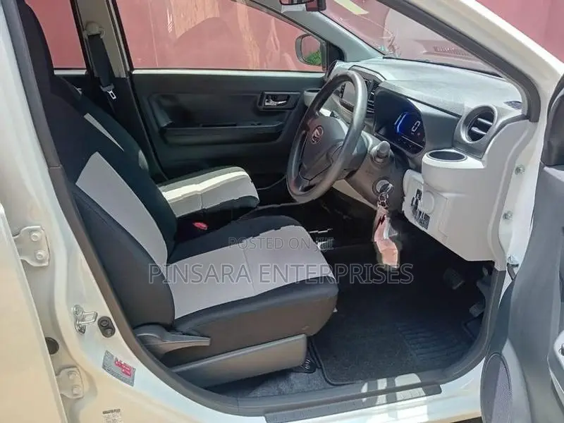 Daihatsu Mira X Grade 2024