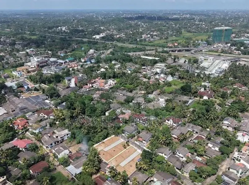 Makubura Land for Sale