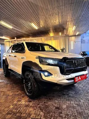 Toyota Hilux GR Sport Hamer 2025