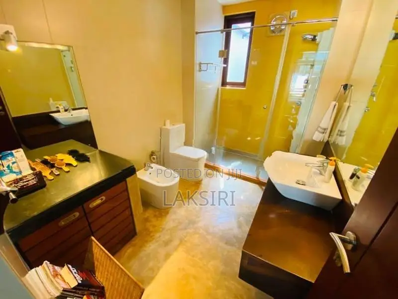 Nawala Araliya Garden super Luxury modern house sale