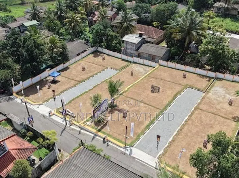 Makubura Land for Sale