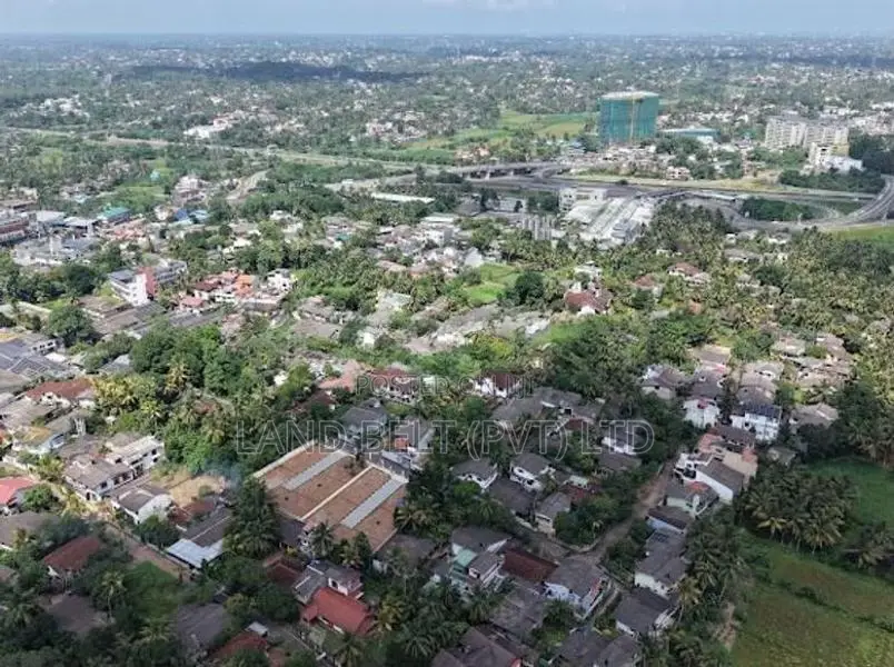 Makubura Land for Sale