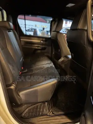 Toyota Hilux GR Sport Hamer 2025