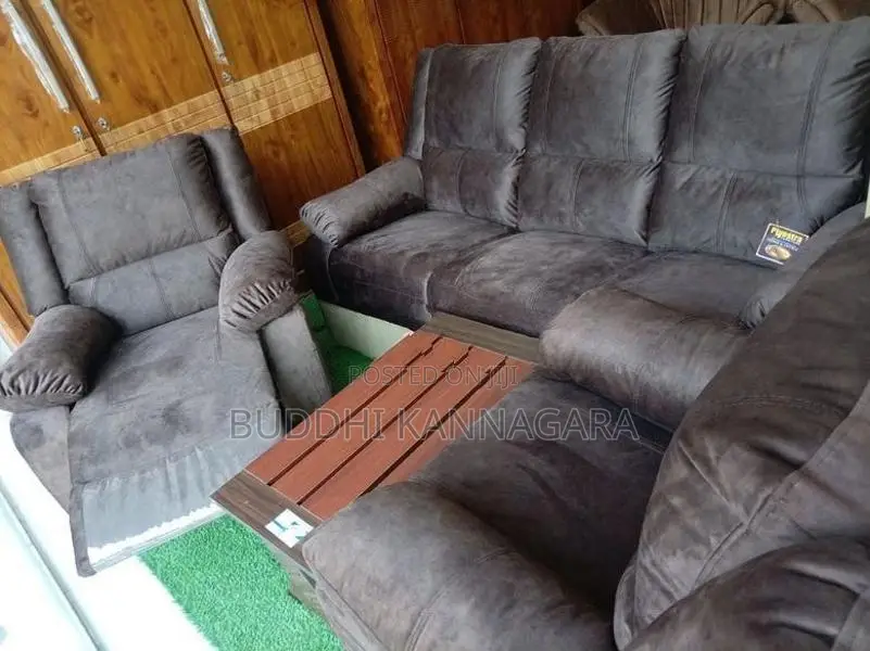 Piyestra Murphy Recliner Sofa Set