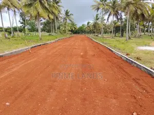 වටිනා නේවාසික බිම් කොටස් - නාච්චාදූව