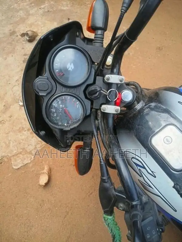 Bajaj CT100 2024