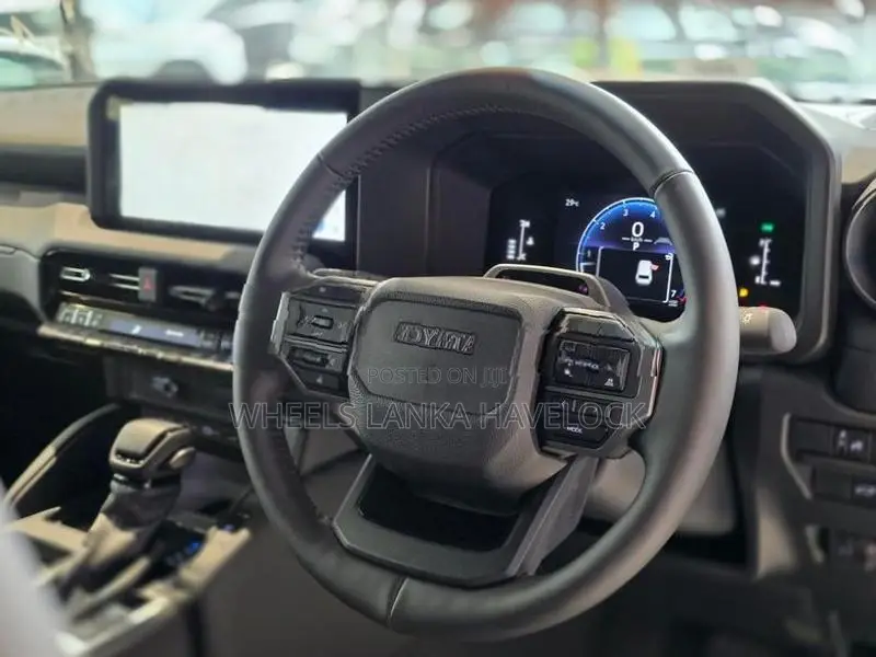 Toyota Land Cruiser Prado VX 2026
