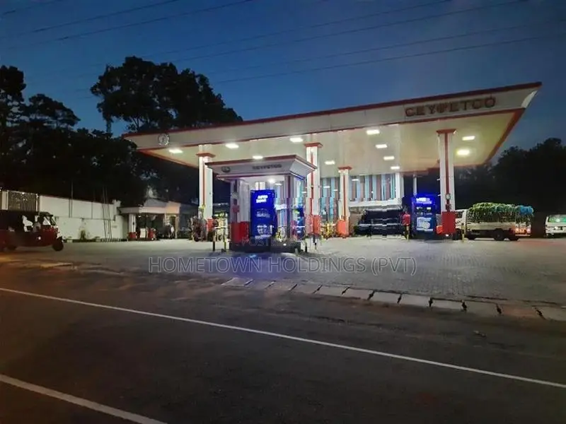 Fuel Station For sale Nittambuwa