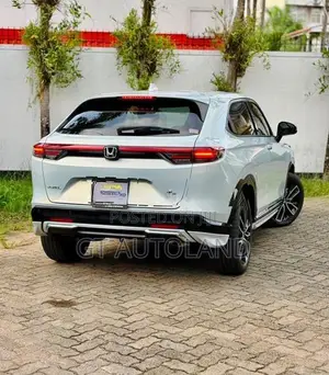 Honda Vezel Z Premium Body Kit 2026