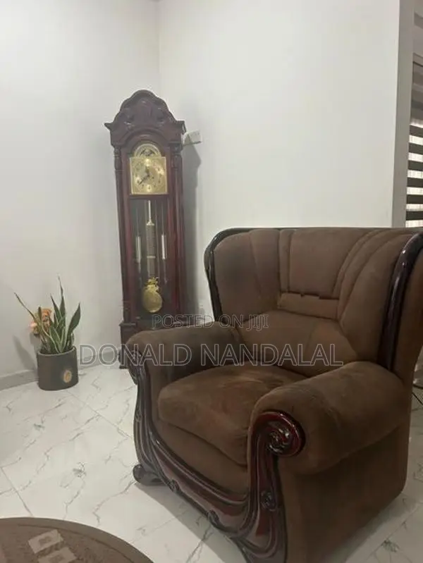 Damro Sofa Set