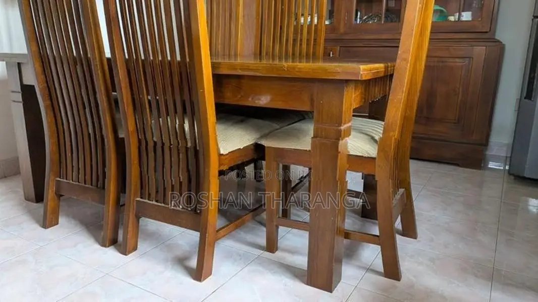 Dinning Table with 6 chairs (Teak)