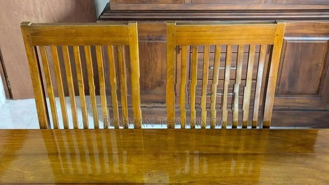 Dinning Table with 6 chairs (Teak)