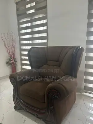 Damro Sofa Set