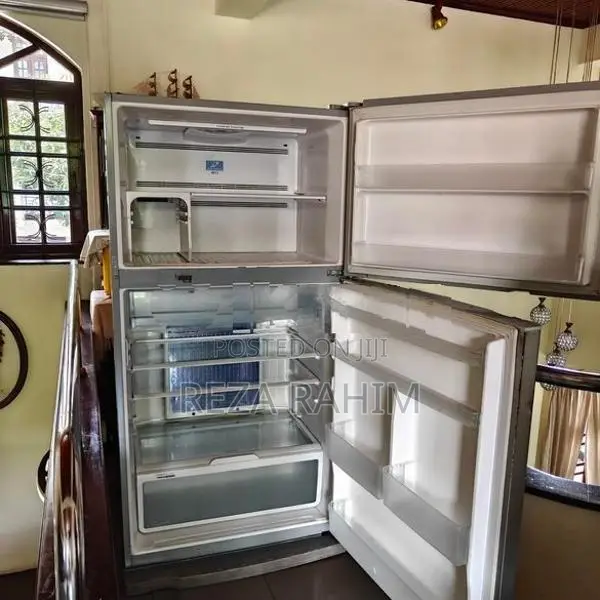 Hitachi Refrigerator