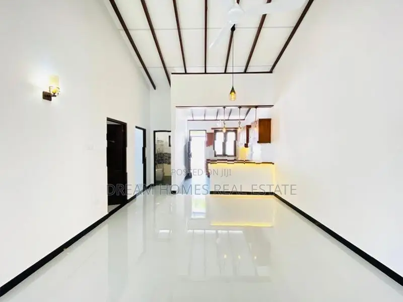 Brand New Home for Sale – Athurugiriya