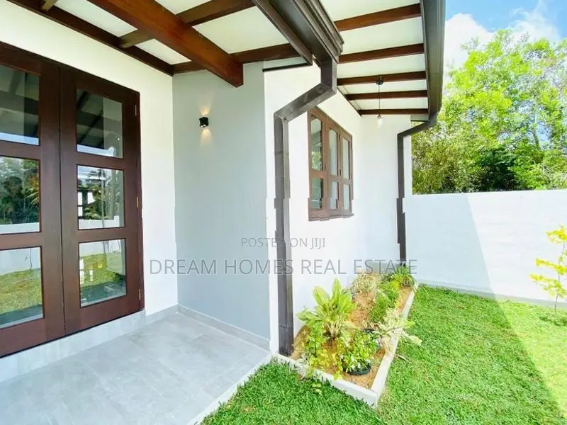 Brand New Home for Sale – Athurugiriya