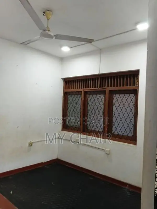 House for Sale in Colombo 06