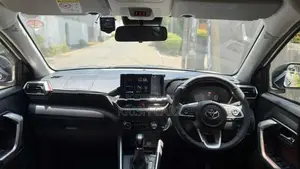 Toyota Raize Z Hybrid 2025