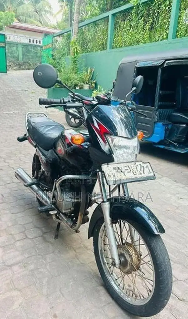 Bajaj CT100 2005