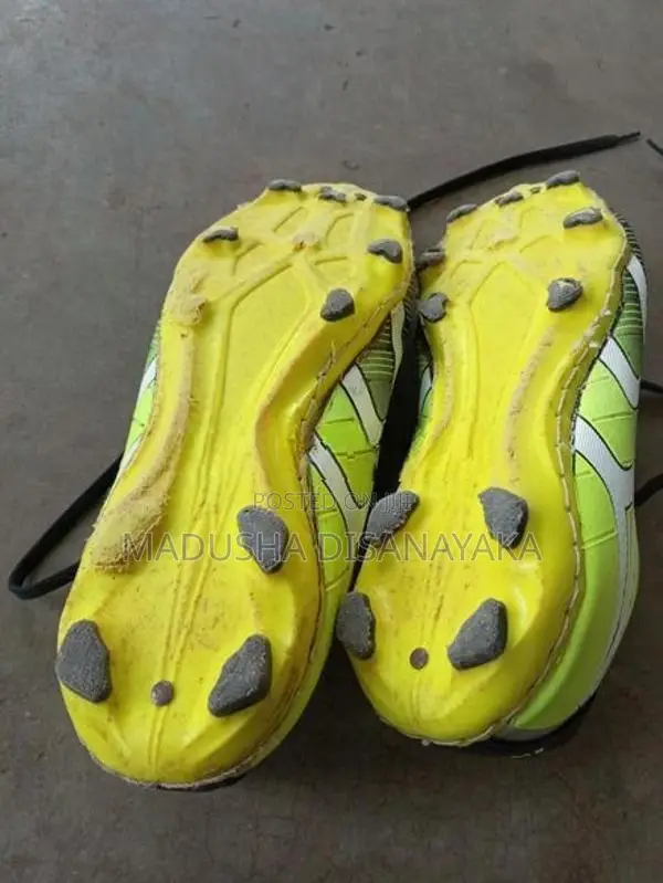 nike football shoes