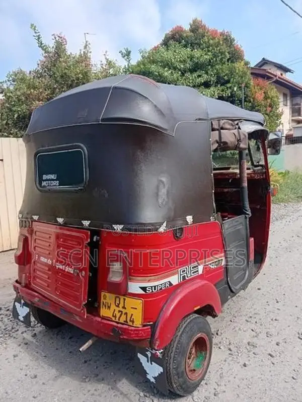 Bajaj RE 2006