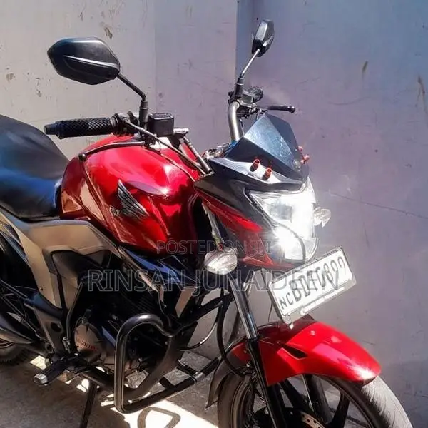 Honda CB Trigger 2016