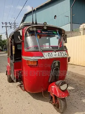 Bajaj RE 2006