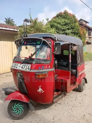 Bajaj RE 2006