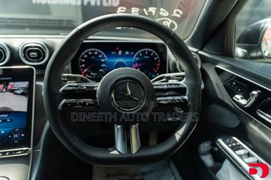 Mercedes Benz C200 AMG Premium Plus 2024