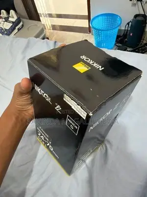 Nikon 24-70 f2.8 s lens